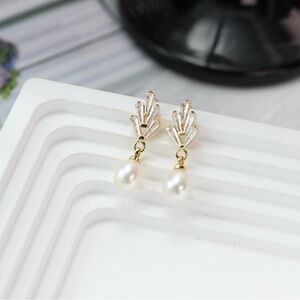 Dainty Leaf Freshwater Pearl Drop Earrings